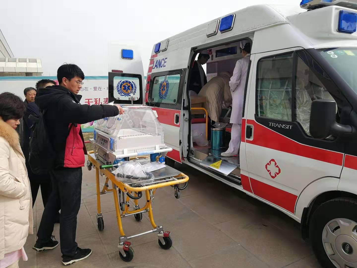 轮台县救护车转院
